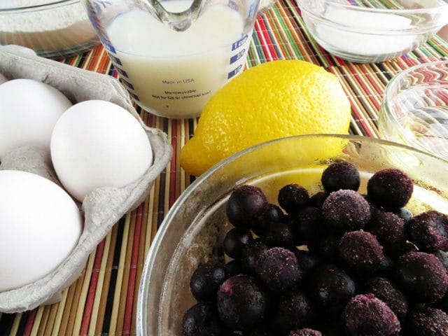 lemon-blueberry-muffins-01