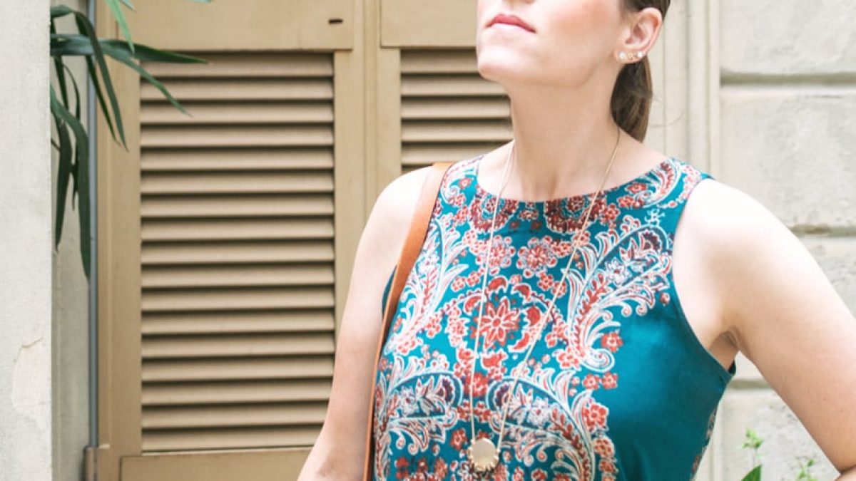 How To Wear a Shift Dress 4 Ways (and the best ever LBD!) – Jess Keys