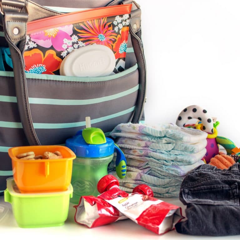 7 Things You Need to Bring When Traveling with a Baby