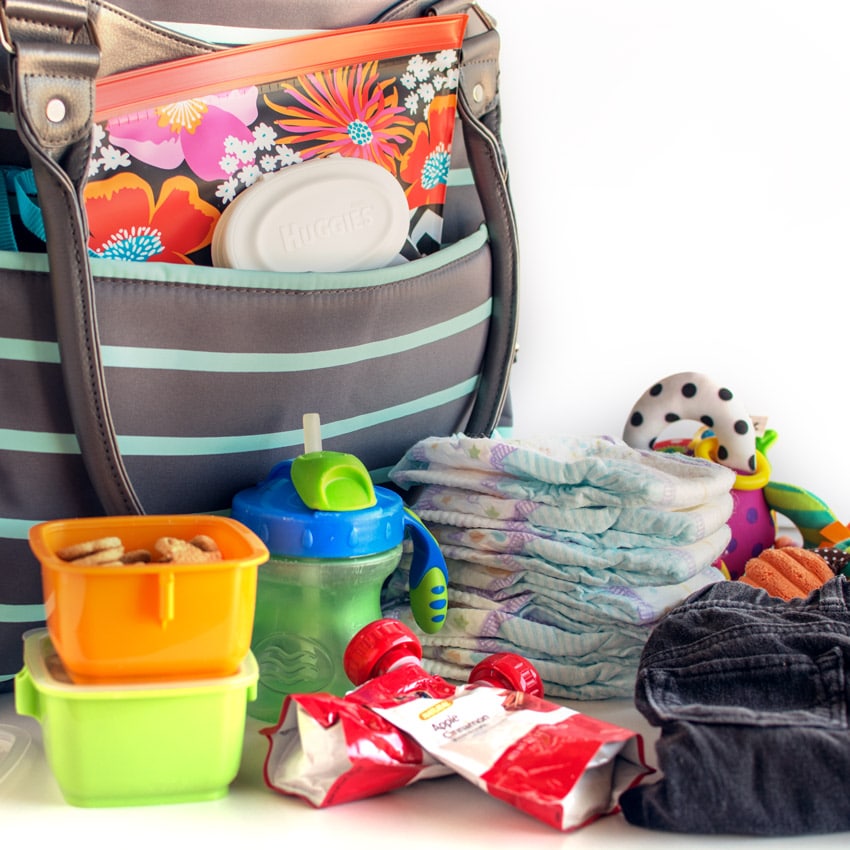 7 Things You Need to Bring When Traveling with a Baby