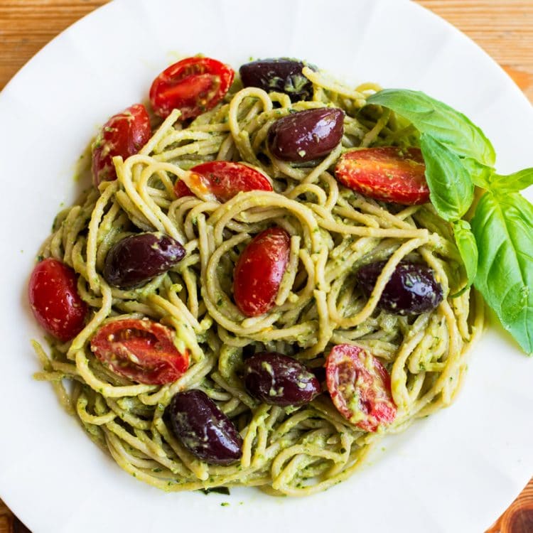 How to Make this Creamy and Tasty Avocado Pasta Sauce - Posh in Progress