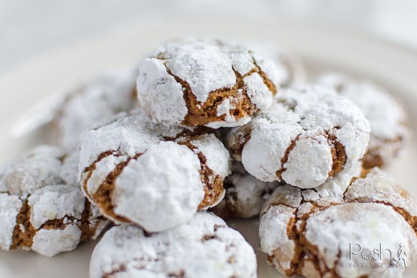 How to Make These Spicy Gingerbread Crinkle Cookies