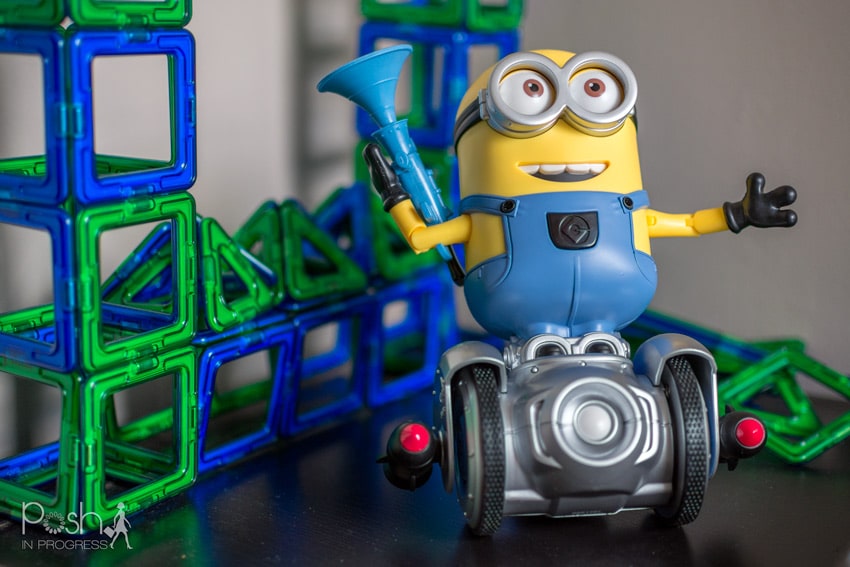 25 STEM Activities for Kid You Need to Know. Be sure to visit WowWee today to buy Minion MiP and Botsquad in time for the holidays!