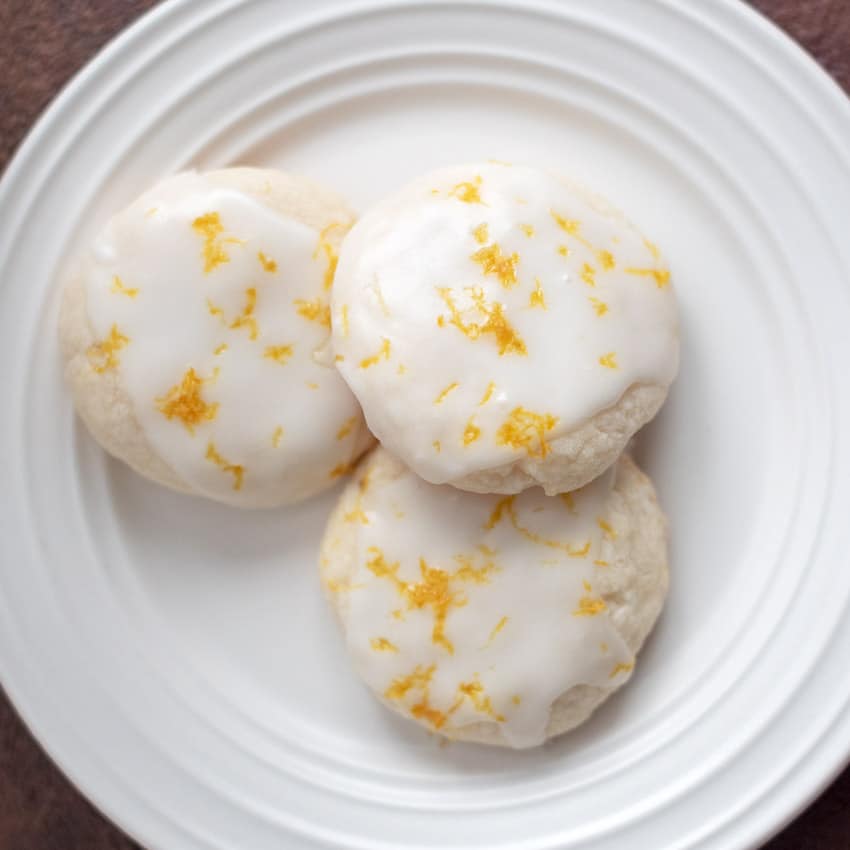 These Glazed Lemon Cookies Are So Yummy And Easy to Make