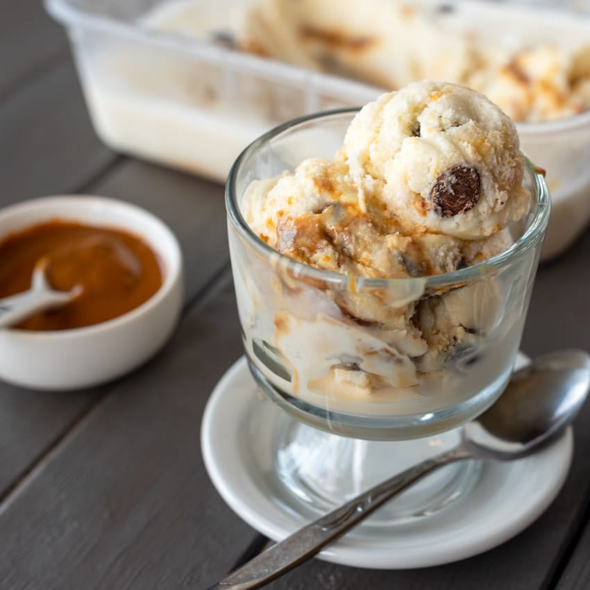 How to Make Simple Dulce De Leche Ice Cream at Home