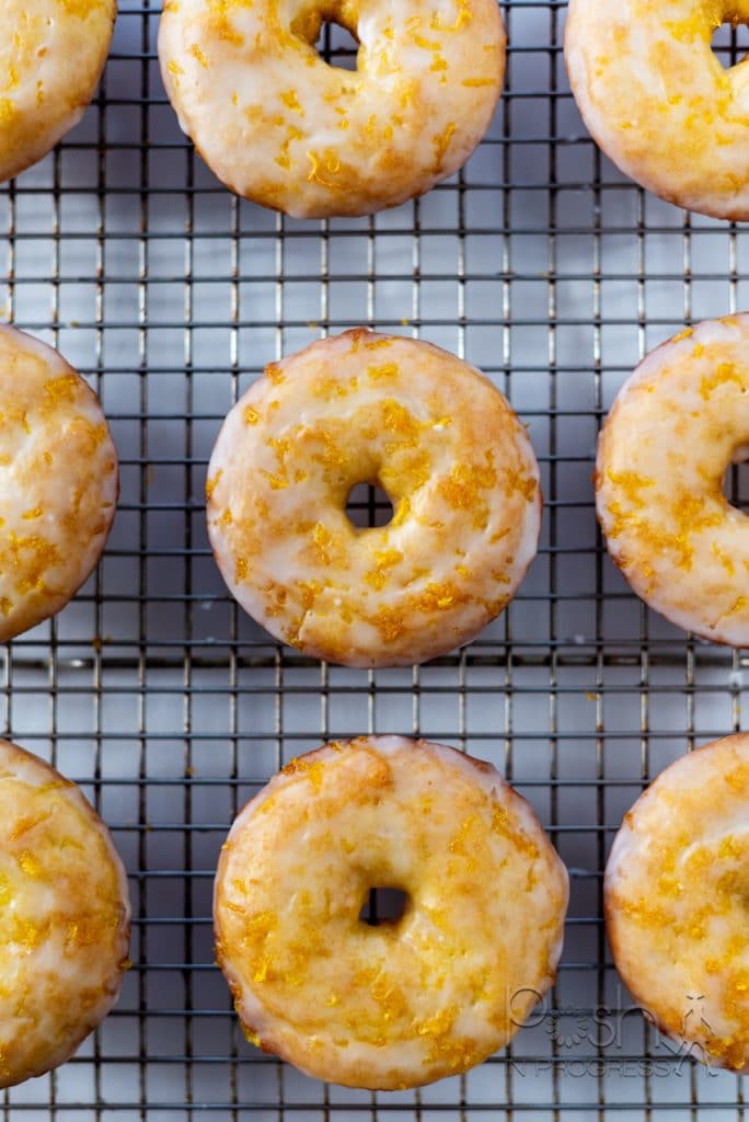 These Baked Lemon Donuts With Lemon Glaze Are Yummy Posh in Progress