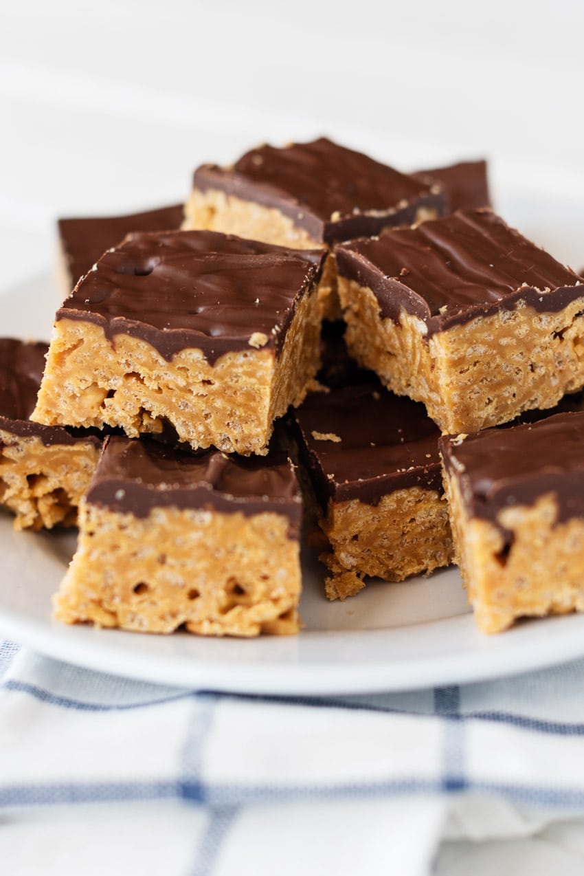 No Bake Special K Bars Recipe With Peanut Butter and Chocolate featured by top LA lifestyle blogger, Posh in Progress