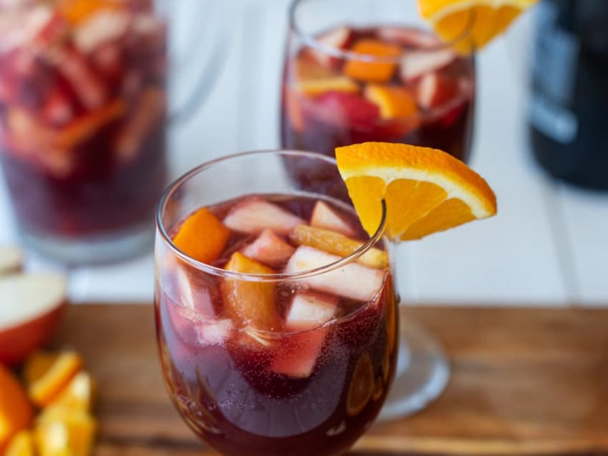 Easy Traditional Red Sangria