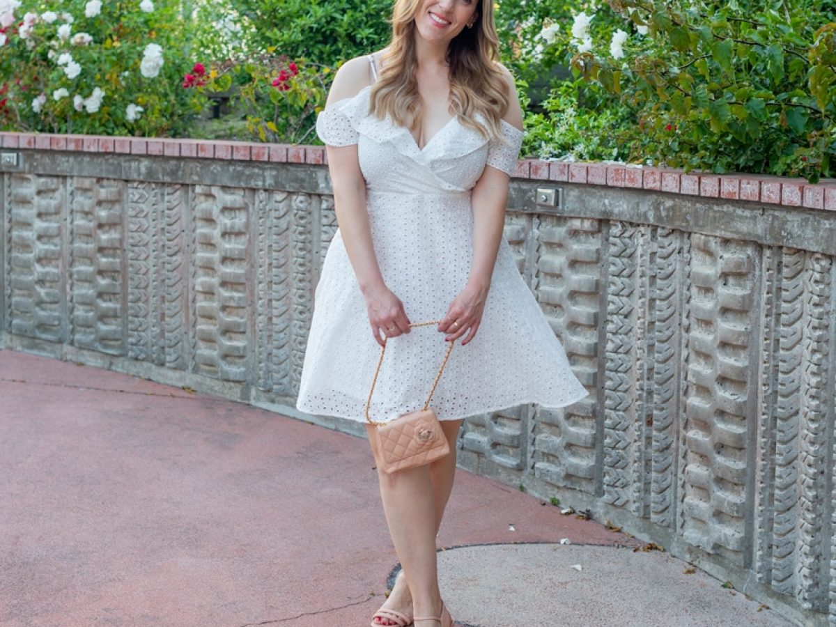 The Perfect White Eyelet Dress - Lizzie in Lace