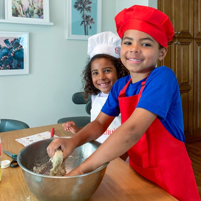 Here are the 8 Benefits of Baking with Kids
