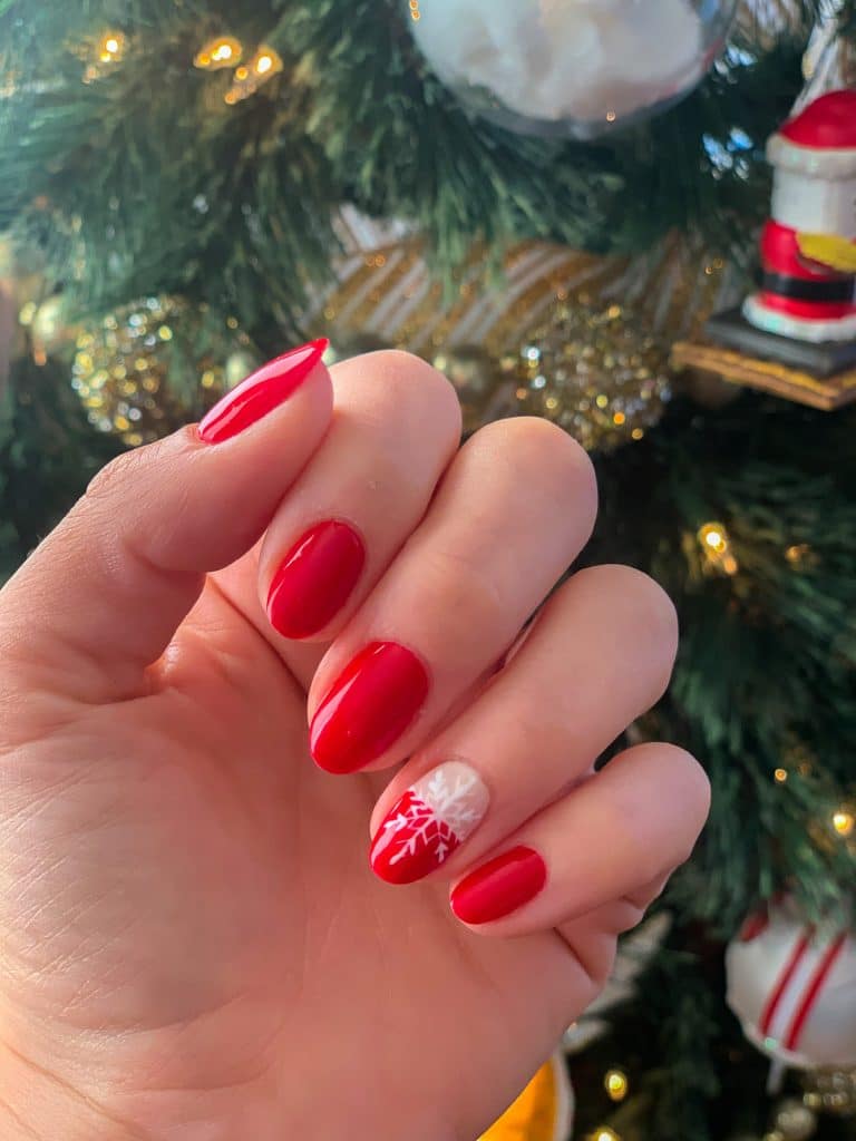 10 Christmas Nails for 2020 I think You Will Love - Posh in Progress