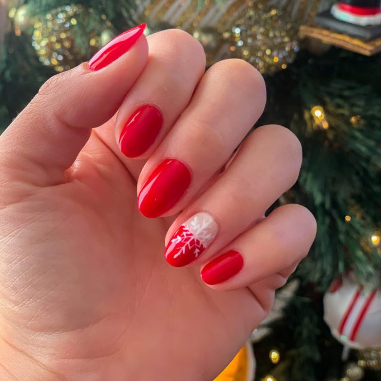 10 Christmas Nails for 2020 I think You Will Love