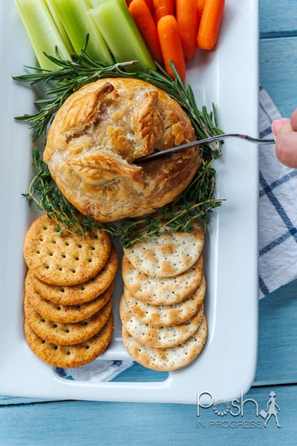 How To Make This Delicious Baked Brie With Garlic - Posh In Progress