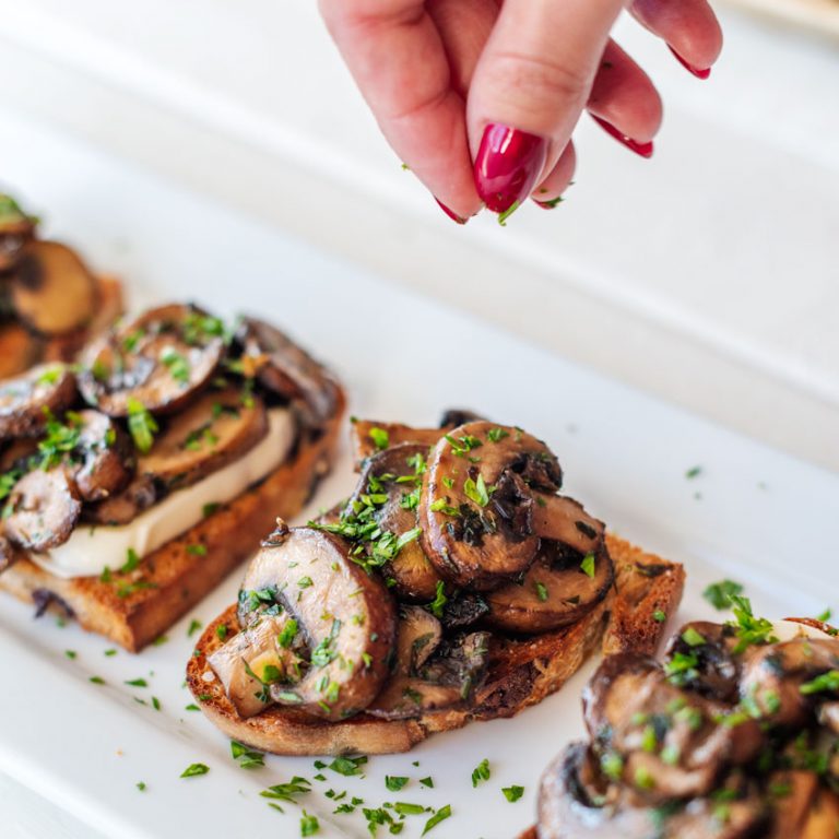 The Ultimate Mushroom Bruschetta: How to Make a Yummy Appetizer at Home