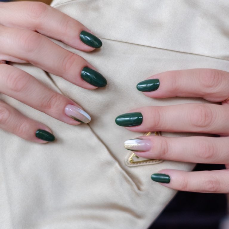 10 Lovely Green Nail Ideas to Try This Fall