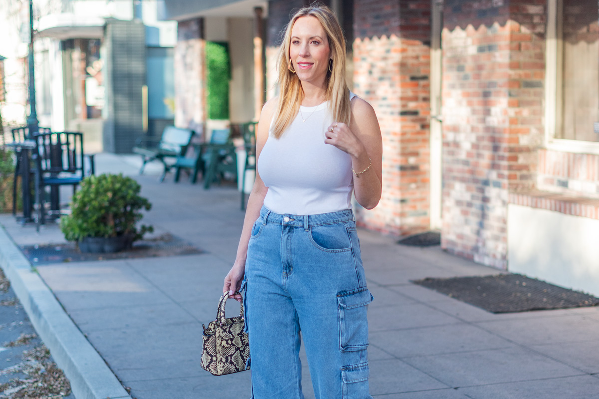 Cargo Jeans for Women: How to Rock this Trendy Style